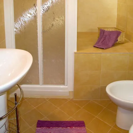 Σπίτι διακοπών Locazione Turistica Casa Manuela Cesio