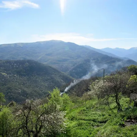 Σπίτι διακοπών Locazione Turistica Casa Manuela *